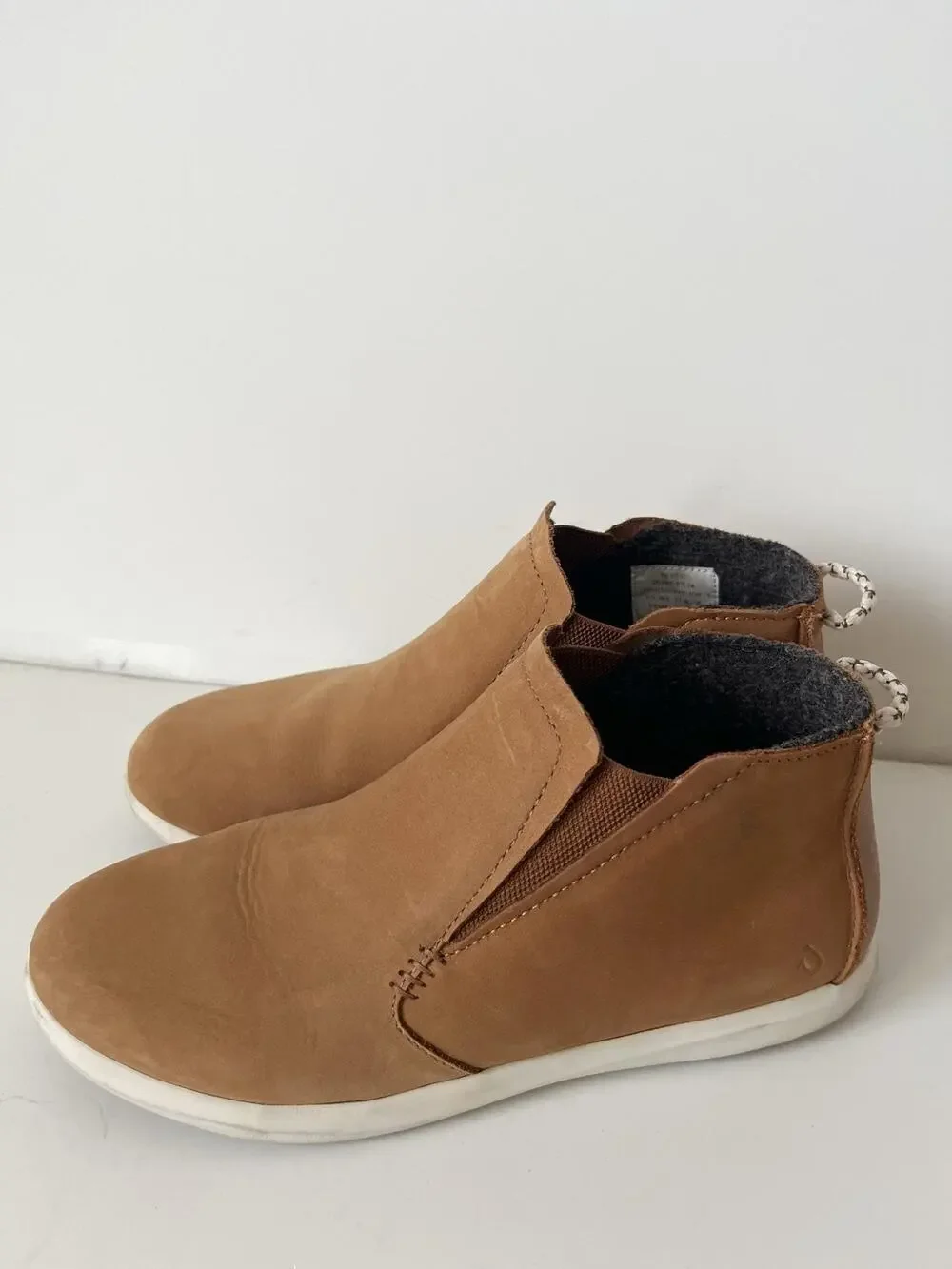 OluKai Boots Womens Size 8 Brown Leather Ankle Bootie Fleece Lined Hawailoa